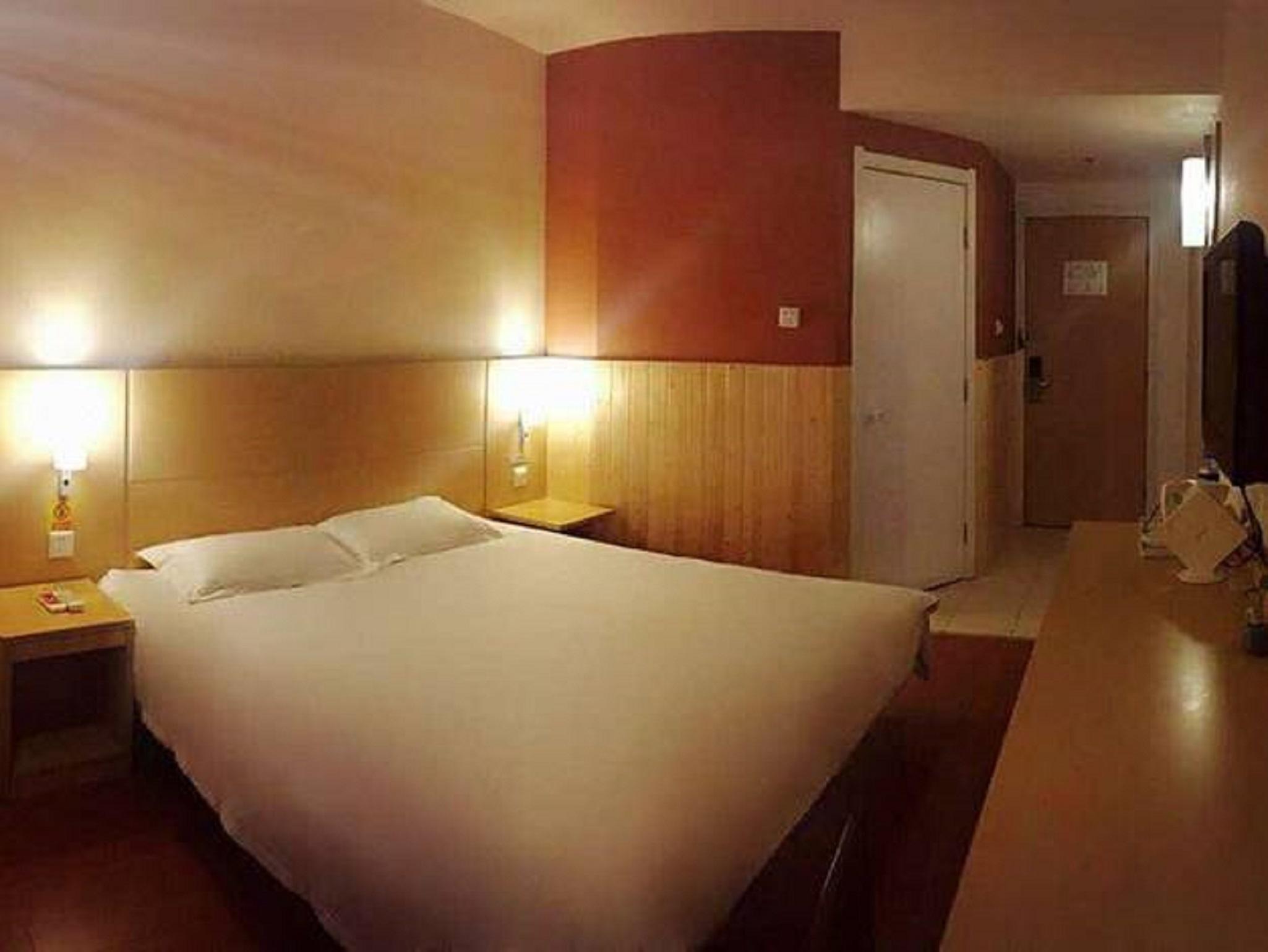 Ibis Nantong Qingnian Hotel Exterior photo