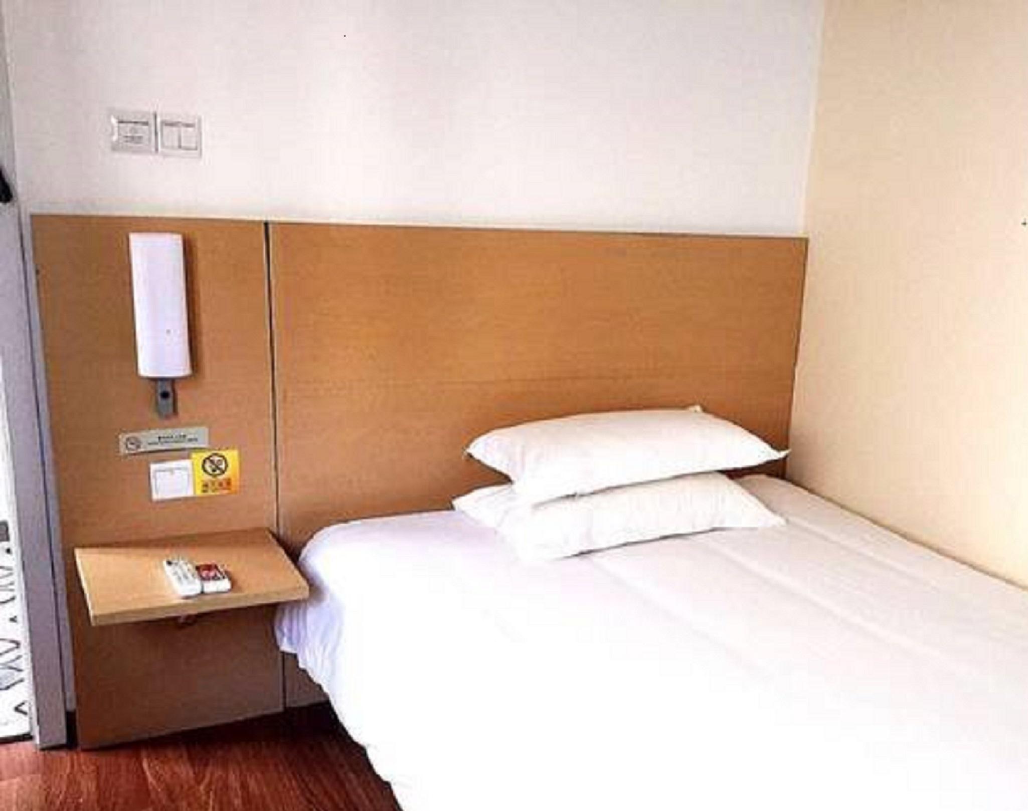 Ibis Nantong Qingnian Hotel Exterior photo